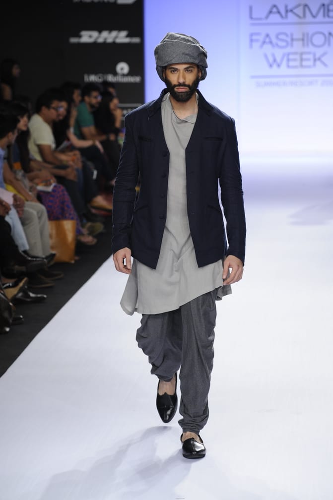 kurta and turban