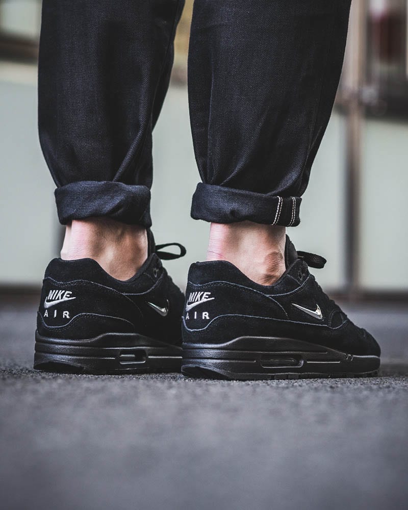 Black Must Have Shoes For Men 2019