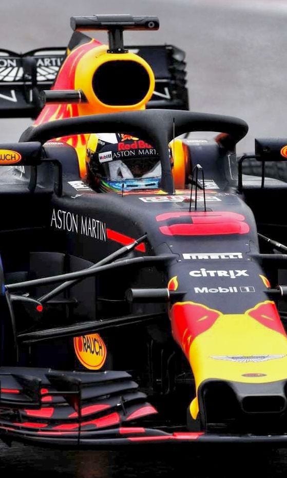 F1 CAR ASTON MARTIN YELLOW F1 CAR ASTON MARTIN YELLOW