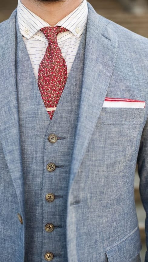 Blue suit red tie look for yacht party Blue suit red tie look for yacht party