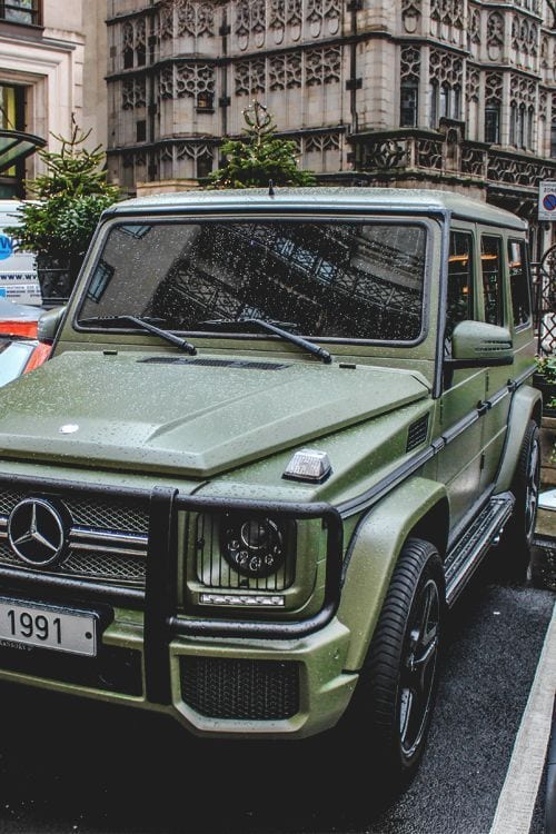 GREEN MERCEDES G WAGON SUV GREEN MERCEDES G WAGON SUV