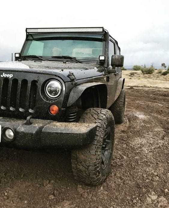 JEEP IN MUD WALLPAPER