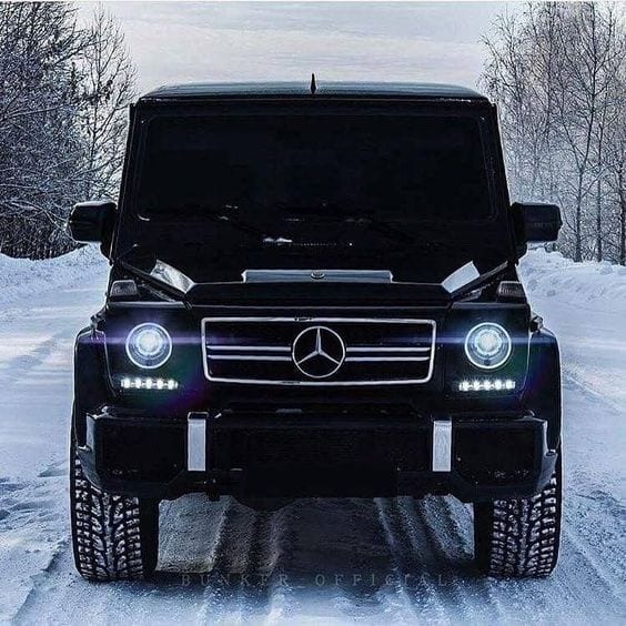 MERCEDES BLACK GWAGON SNOW MERCEDES BLACK G WAGON SNOW