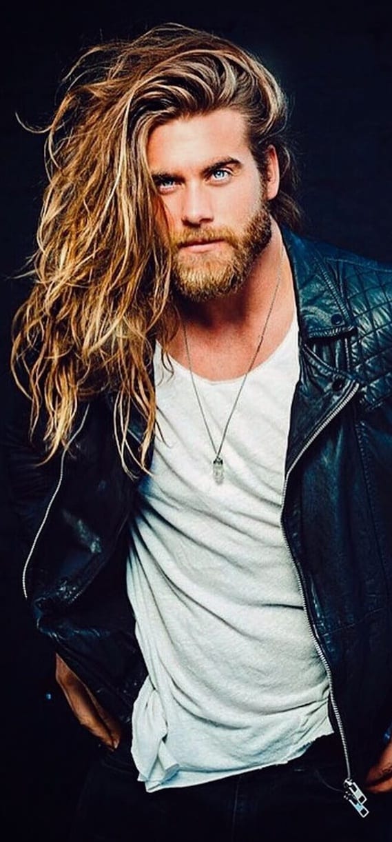 Long Wavy Hairstyle for 2019 Long Wavy Hairstyle for 2019