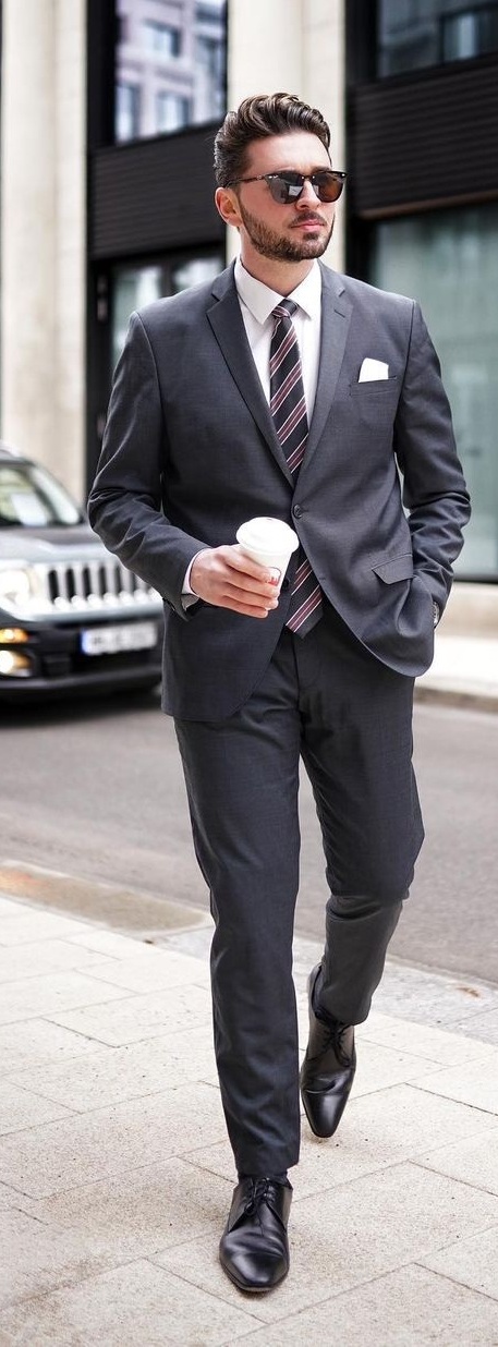Suits for Men To Wear in Summer