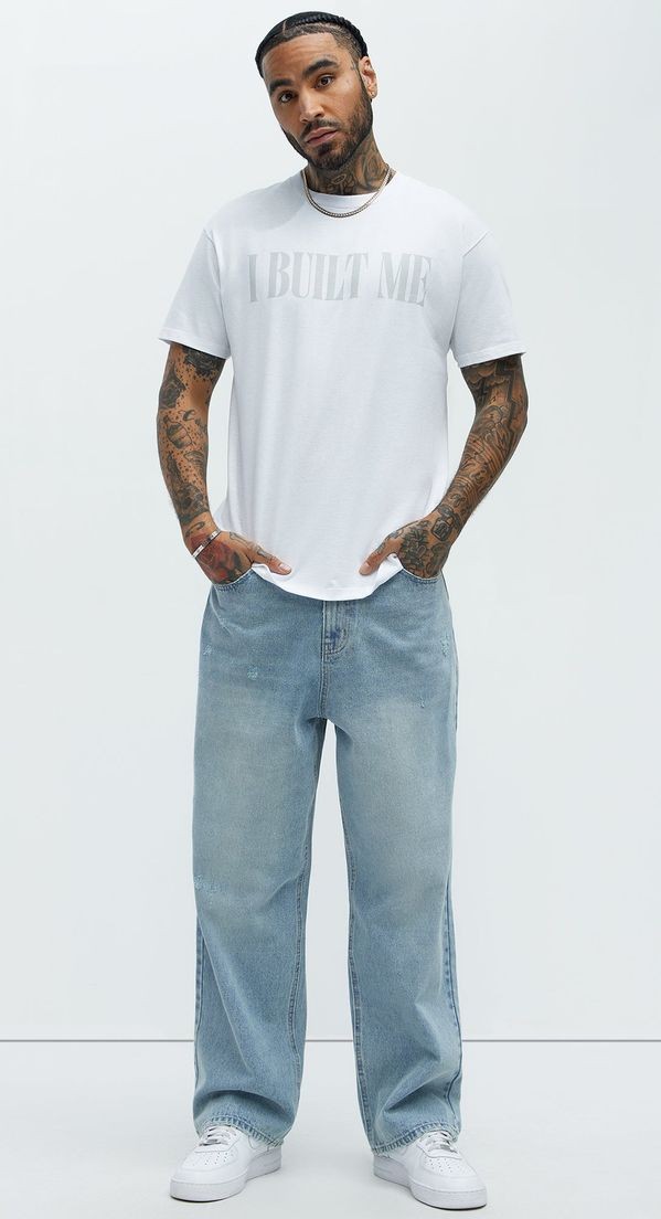 Casual Fit White Sneakers Straight Fit Jeans and Oversized Tee