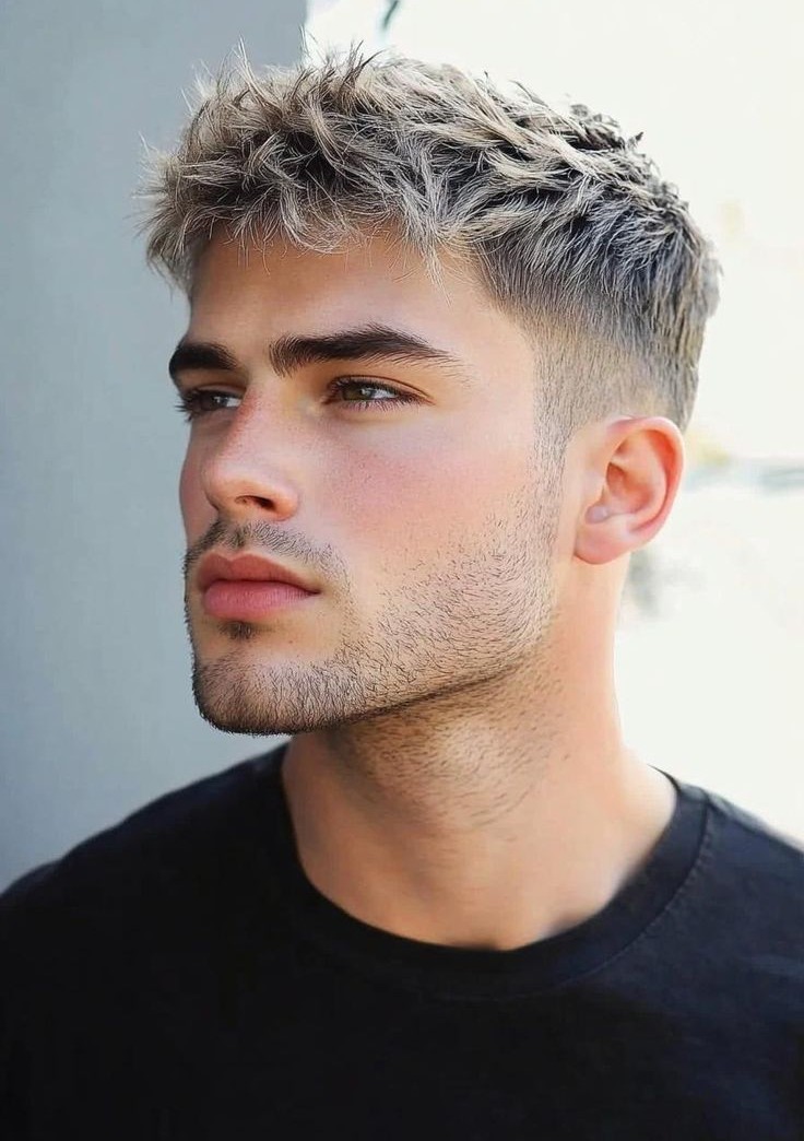Statement Look With Short Quiff